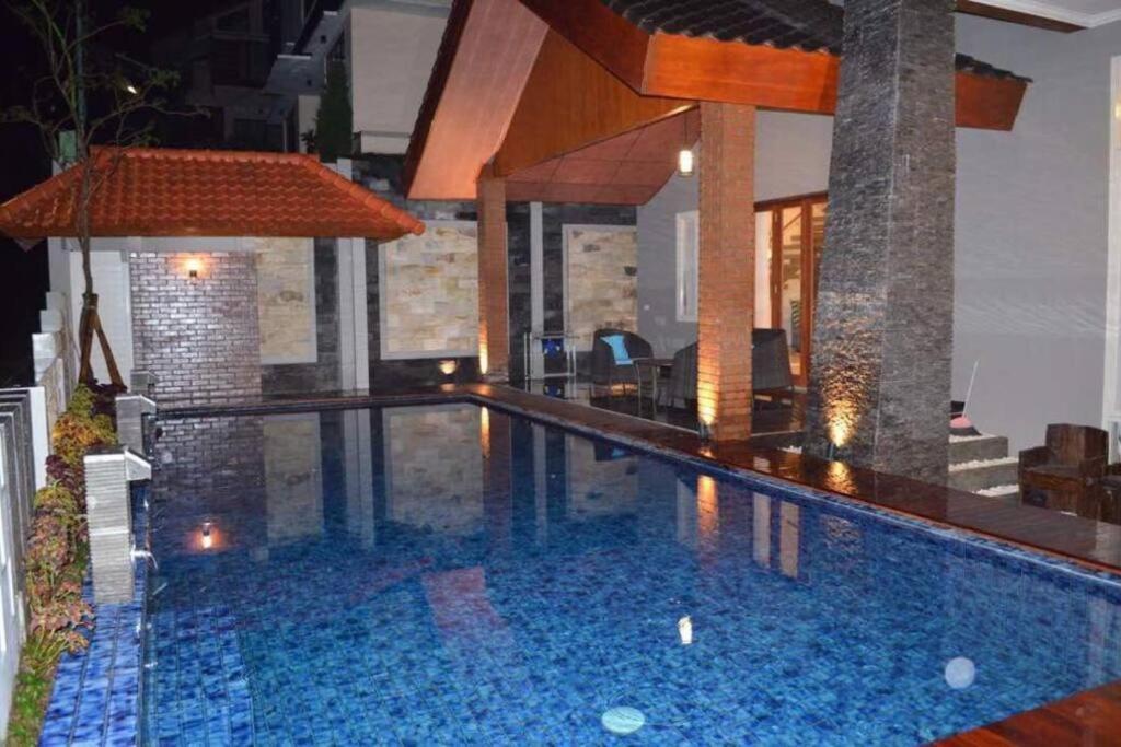 Villa Agro Kusuma Pinus R7 Batu  Zewnętrze zdjęcie